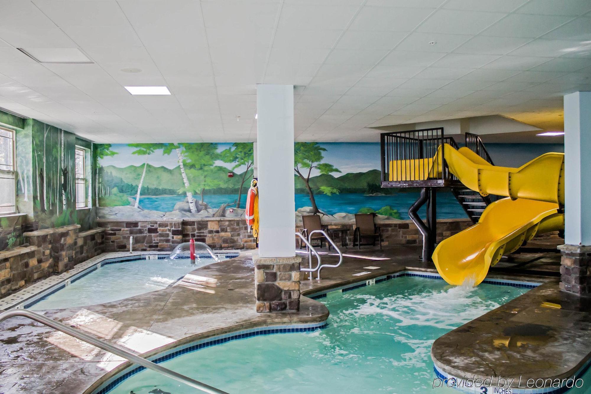 Comfort Suites Lake George - Queensbury Exterior photo